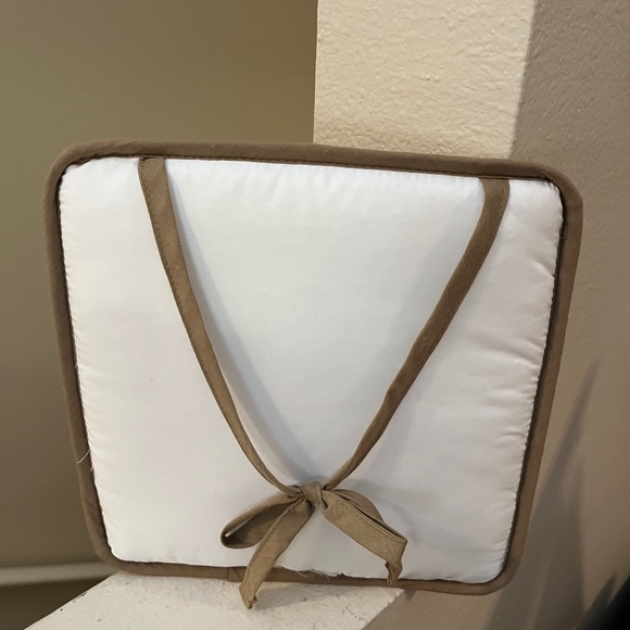 🐠 Teddy Bear Decorations for Nursery. Hang them or even Frame Them. Never Used. - Picture 6 of 6